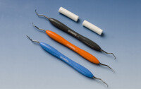  Tannlegeredskaper som brukes til tannsteinsfjerning, puss og polèring